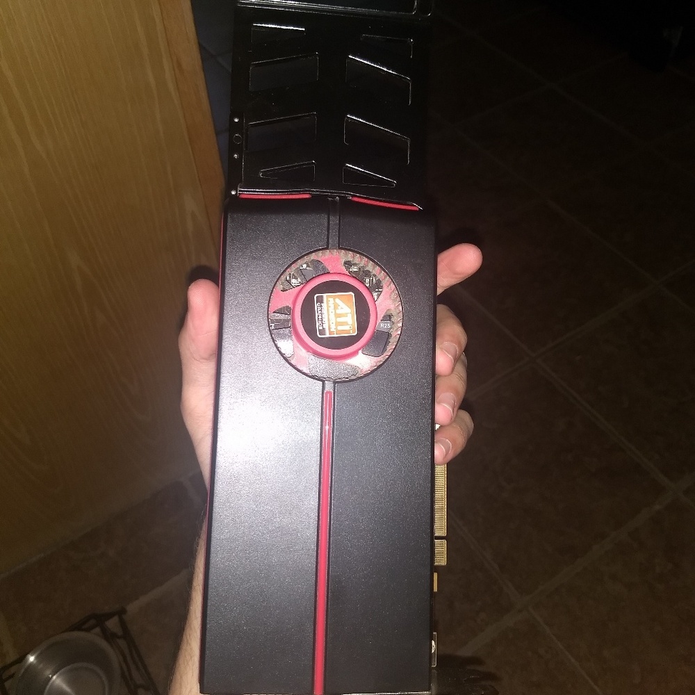 Dell ATI Radeon - Picture 5 of 8